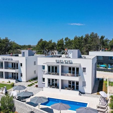1Oak Rentals Vir Luaran gambar