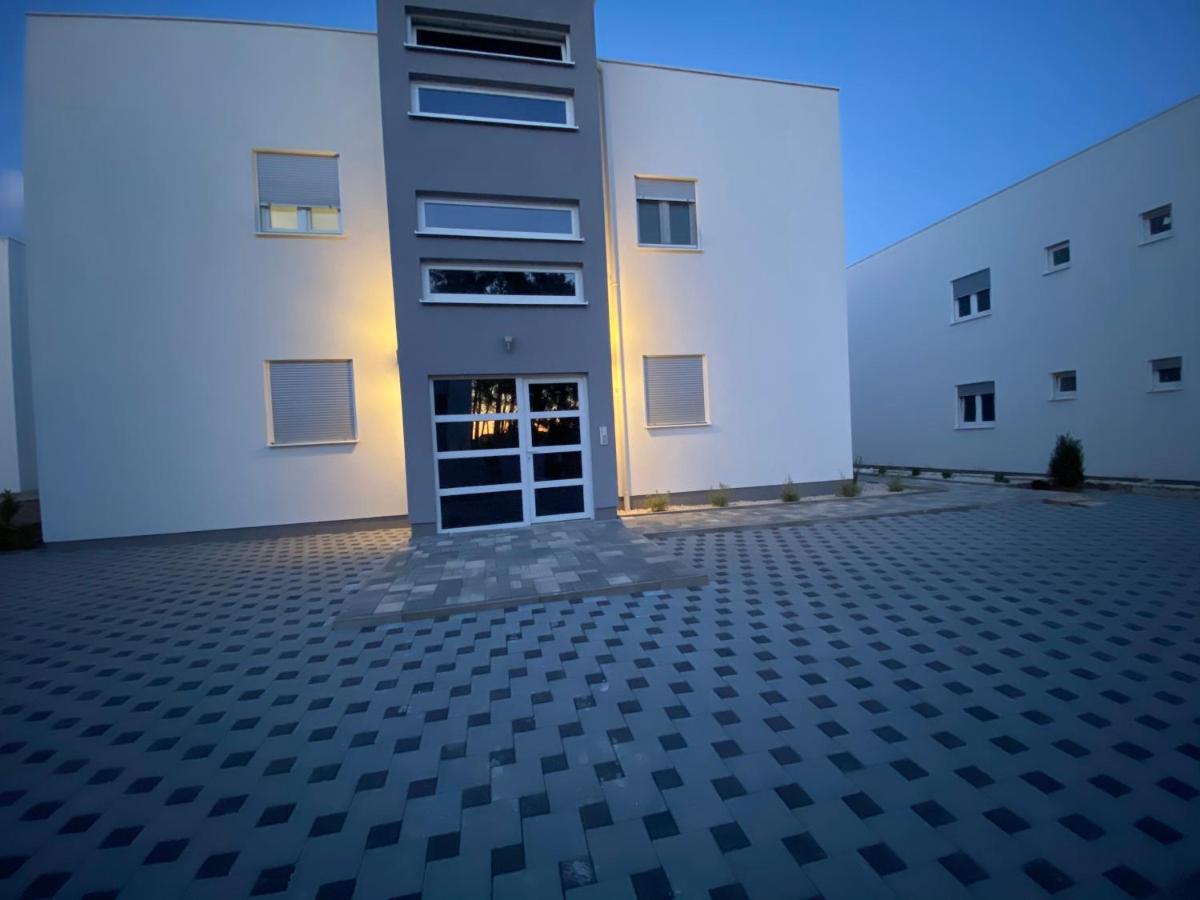 1Oak Rentals Vir Luaran gambar