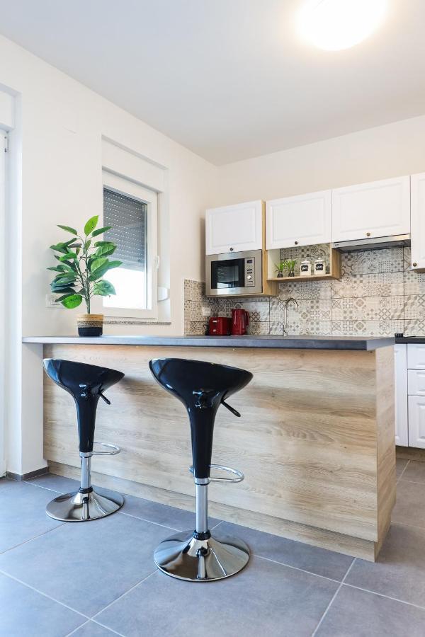 1Oak Rentals Vir Luaran gambar