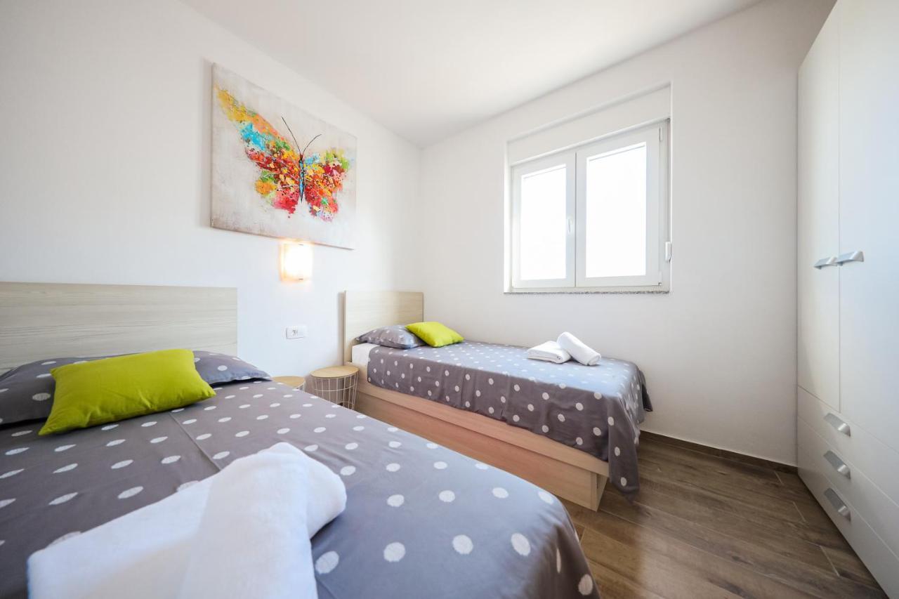 1Oak Rentals Vir Luaran gambar