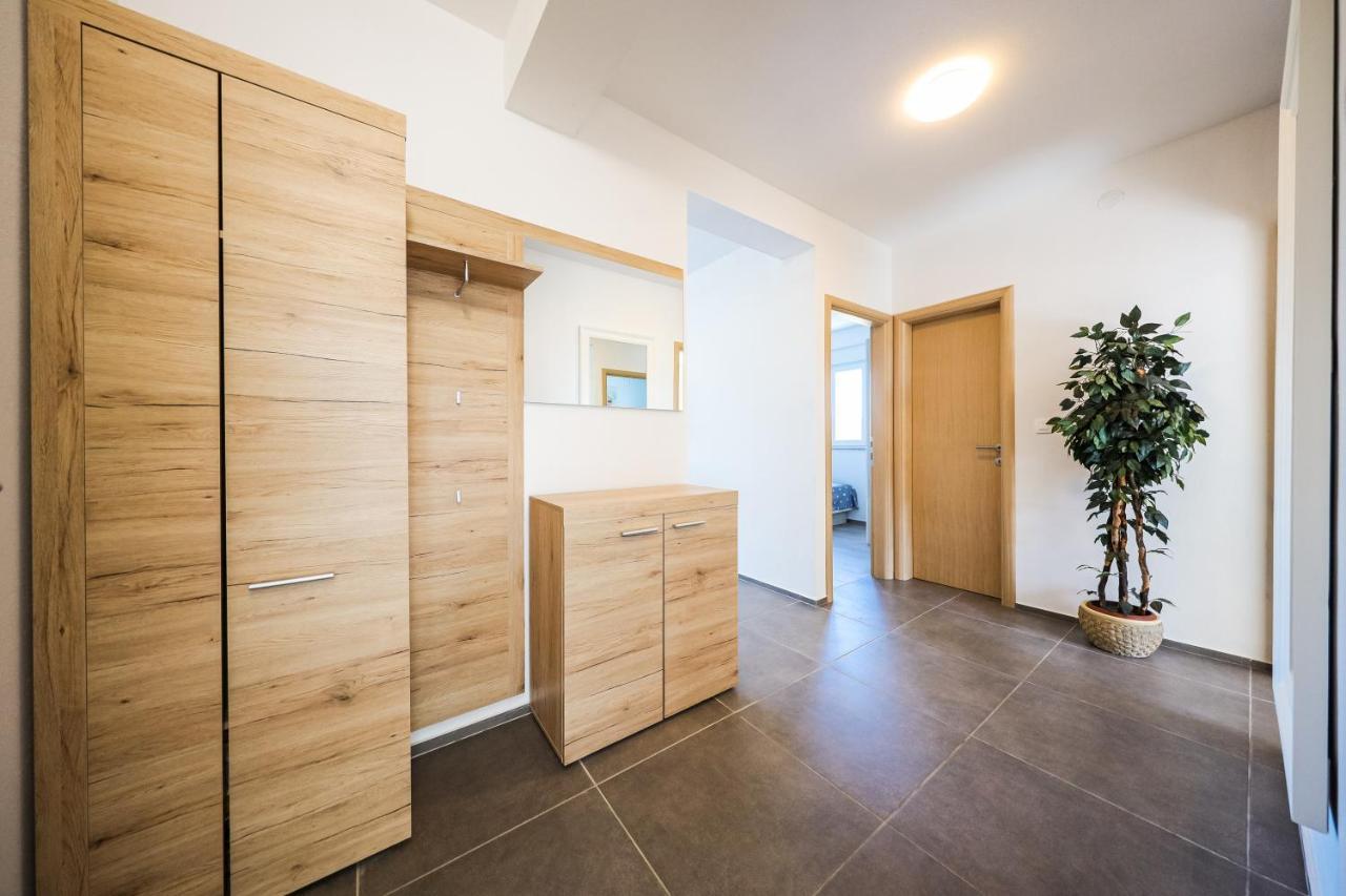 1Oak Rentals Vir Luaran gambar
